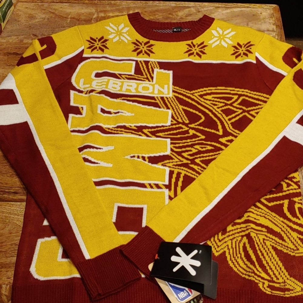 NWT Cleveland Cavaliers/Cavs Lebron James Xmas Sweater